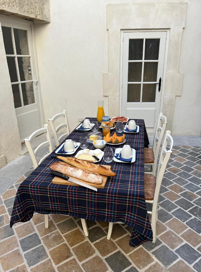 Le Regardeur Bed & Breakfast Saint-Rémy-de-Provence Eksteriør bilde